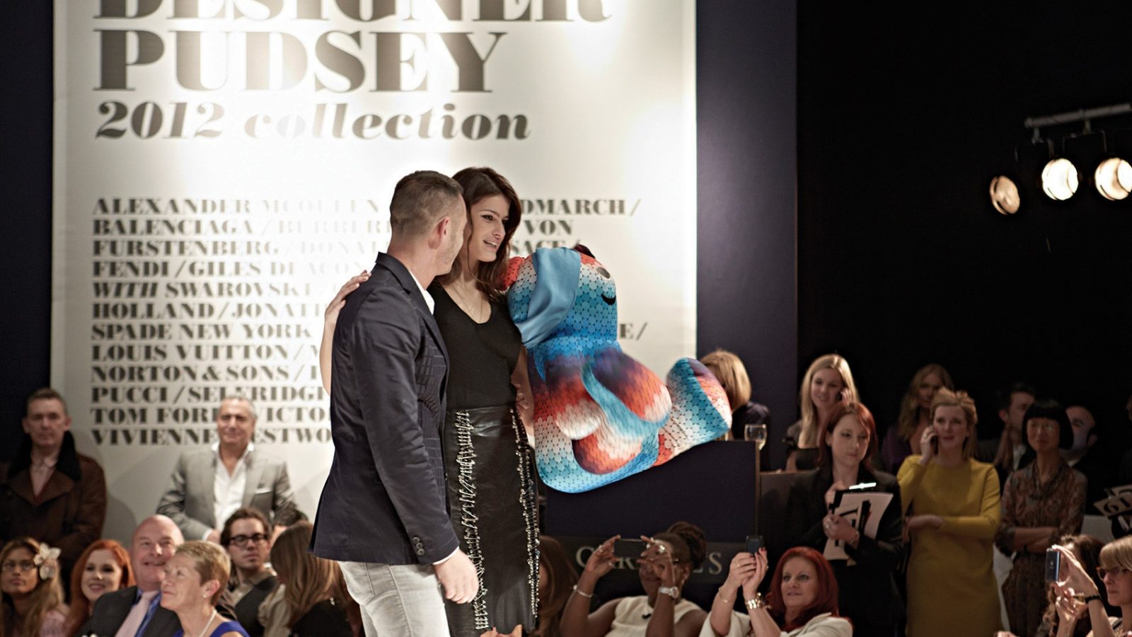 12 11 15 Designer Pudsey Auction 0403 smaler