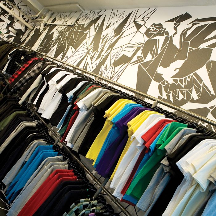 CARHARTT STORE 9 HIGH RES